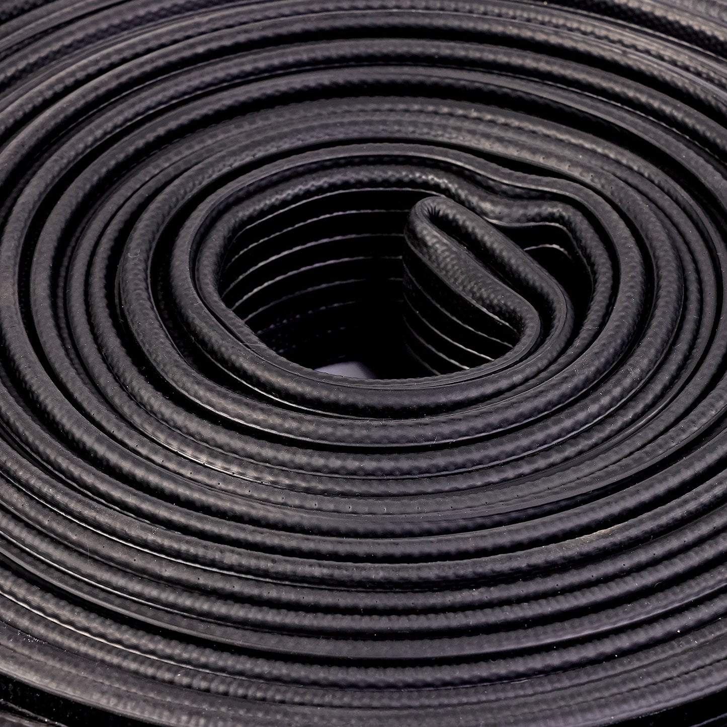 1 1/2” X 50’ BLACK NITRILE/PVC RUBBER COVERED HOSE WITH ALU. COUPLING NST 200PSI